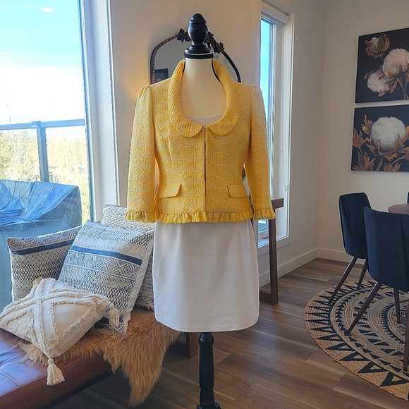 ❤️HOST PICK❤️ 3/$30 Ann Taylor.Loft Blazer 8P - Picture 2 of 11